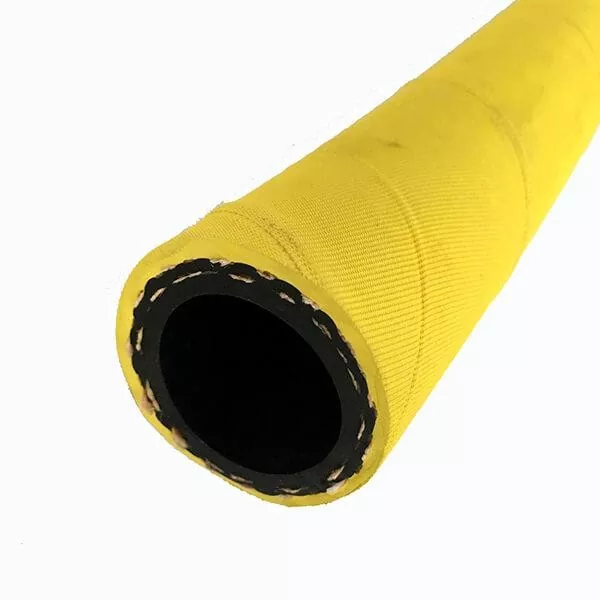 Furtun ranforsat cu material rezistent Furtun ranforsat cu material rezistent