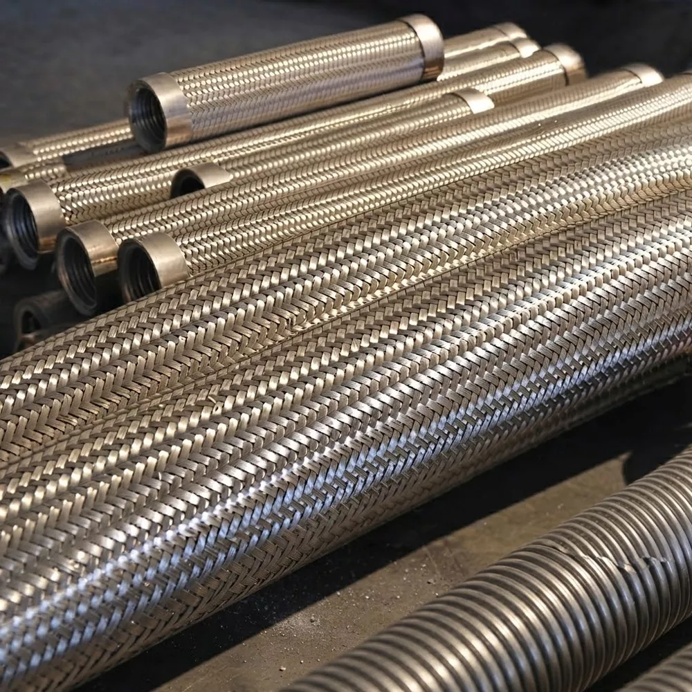 Tuburi compozite PTFE ranforsate